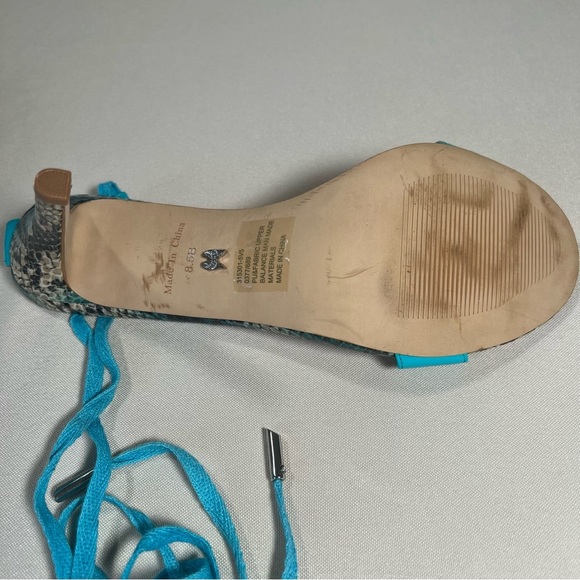 Victoria’s Secret Blue Turquoise Snake Skin Print Tie Ankle Sandals Heels 8.5 - Picture 13 of 16
